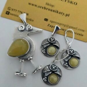 KOLCZYKI i WISIOREK KWIATOWY z bursztynem